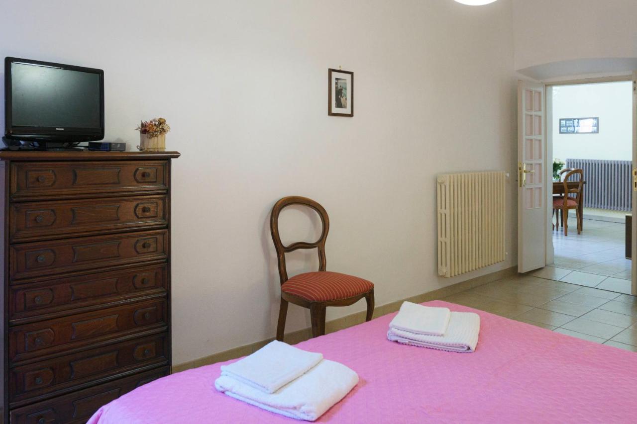 Appartamento Piazza Santa Maria Nuova 维泰博 外观 照片