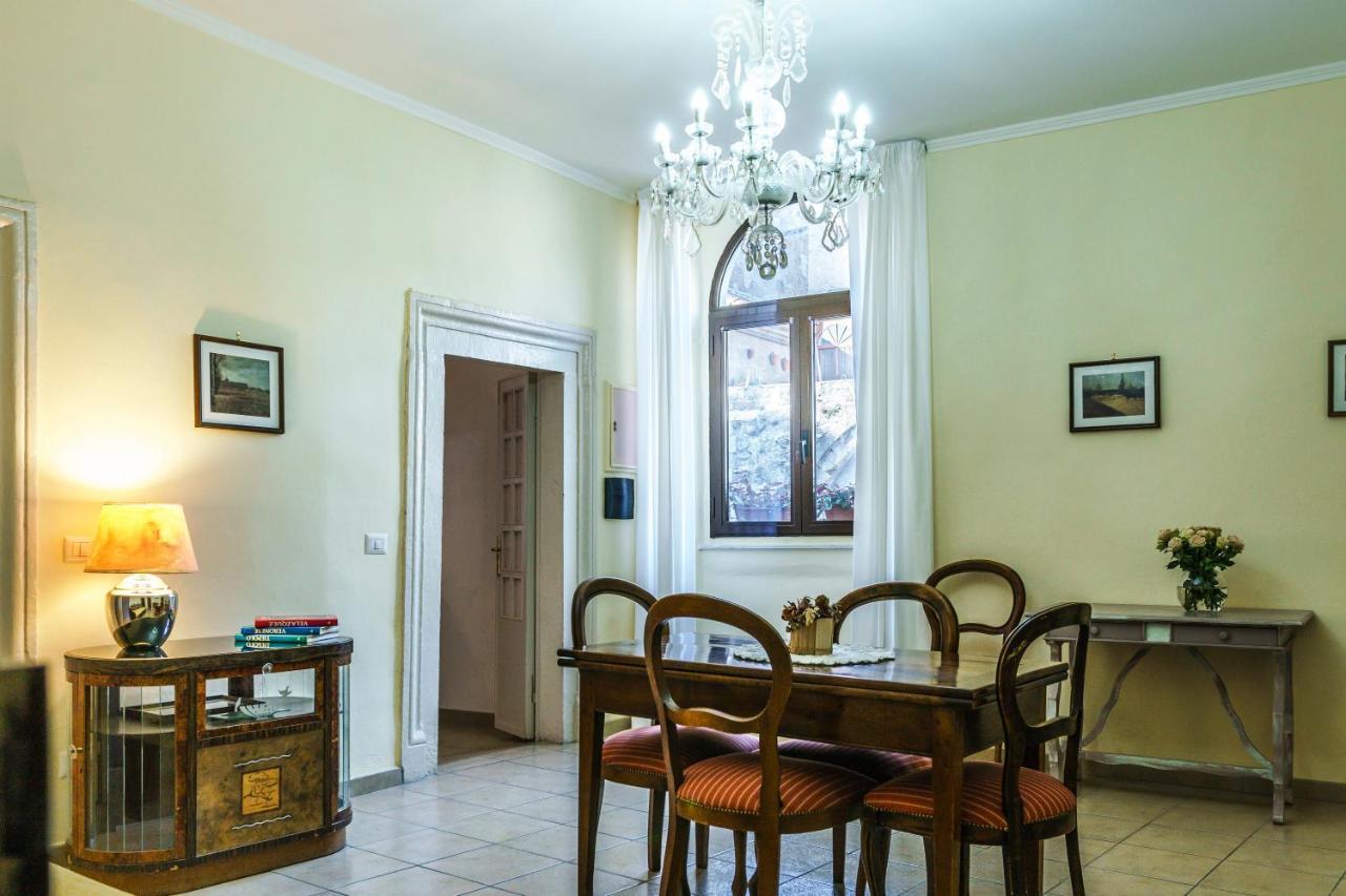 Appartamento Piazza Santa Maria Nuova 维泰博 外观 照片